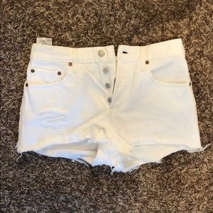 Levi high waisted shorts